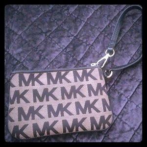 Michael Kors Wristlet